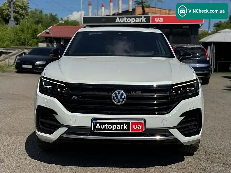 Volkswagen Touareg 2018, фото з оголошення 2 з 20, VIN WVGZZZCRZKD004648