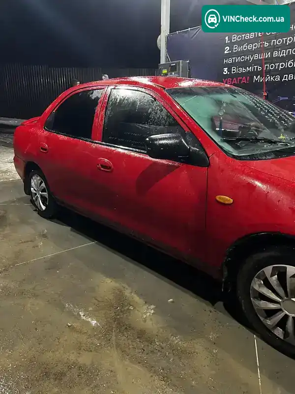 Mazda 323 1994, фото з оголошення 1 з 4, VIN JMZBA125200110763