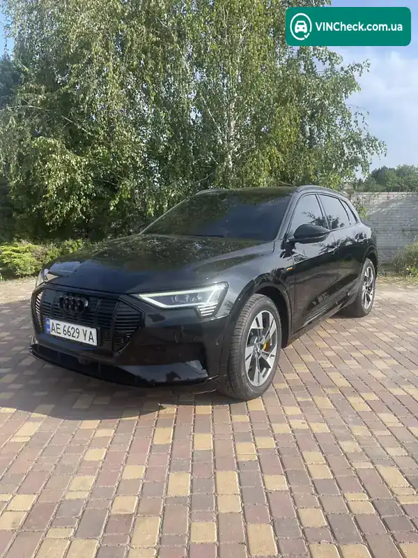 Audi e-tron 2020, фото з оголошення 1 з 20, VIN WAUZZZGEXKB004290