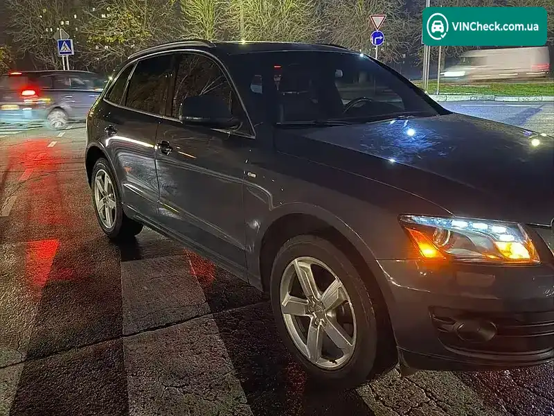 Audi Q5 2010, фото з оголошення 1 з 4, VIN WA1LFAFP8BA018291