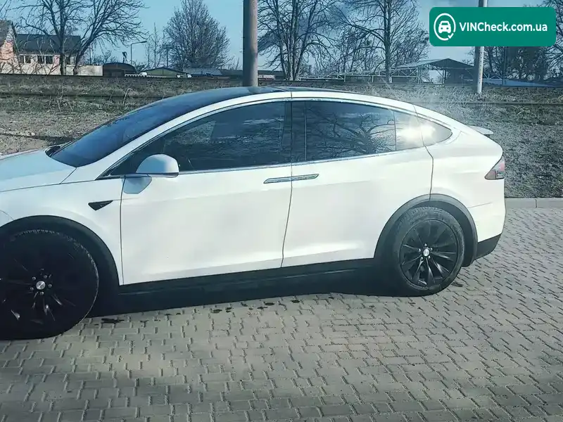 Tesla Model X 2018, фото з оголошення 2 з 16, VIN 5YJXCBE29JF089405