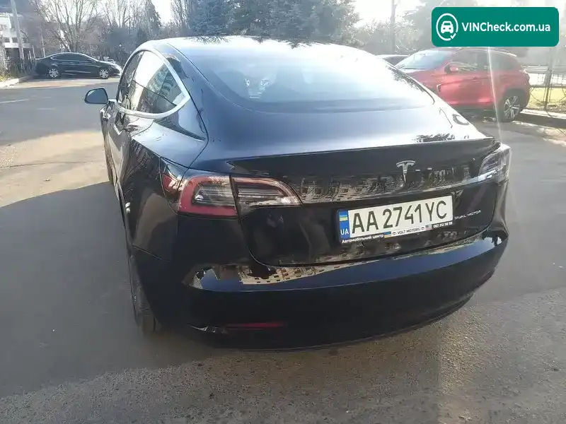 Tesla Model 3 2019, фото з оголошення 2 з 20, VIN 5YJ3E1EBXLF599669
