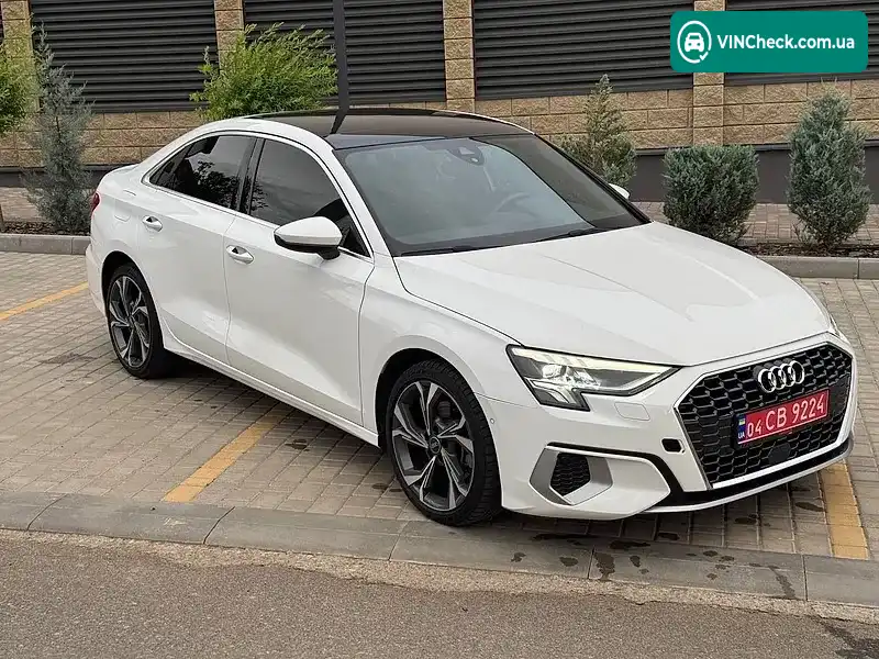 Audi A3 2022, фото з оголошення 1 з 17, VIN WAUBUDGY7NA063823