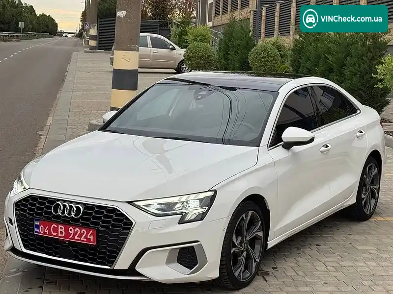 Audi A3 2022, фото з оголошення 2 з 17, VIN WAUBUDGY7NA063823