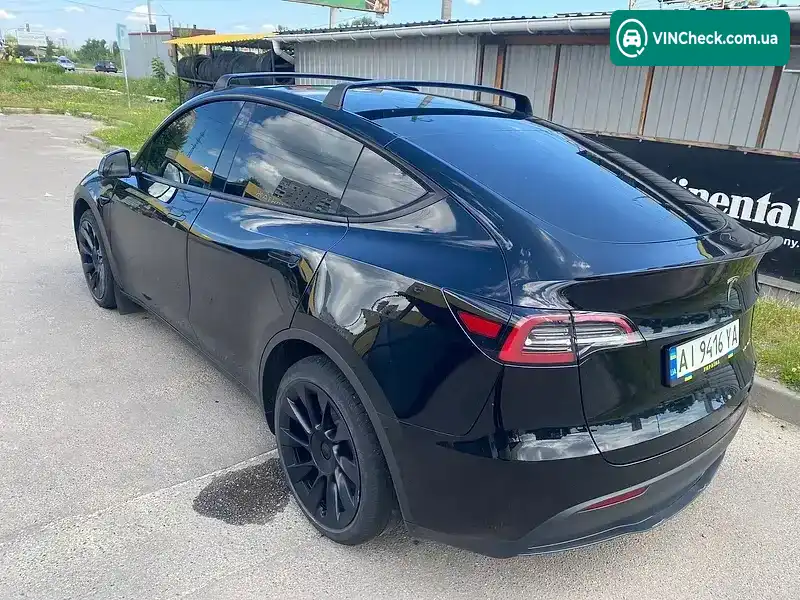 Tesla Model Y 2023, фото з оголошення 1 з 21, VIN 7SAYGDEE1PF749365