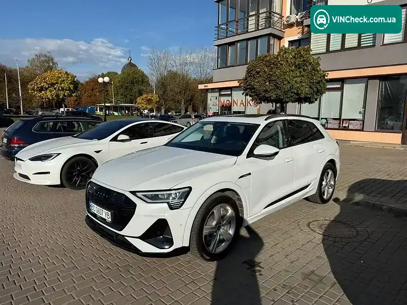 Audi e-tron 2021, фото з оголошення 1 з 10, VIN WA1AAAGE6MB031752