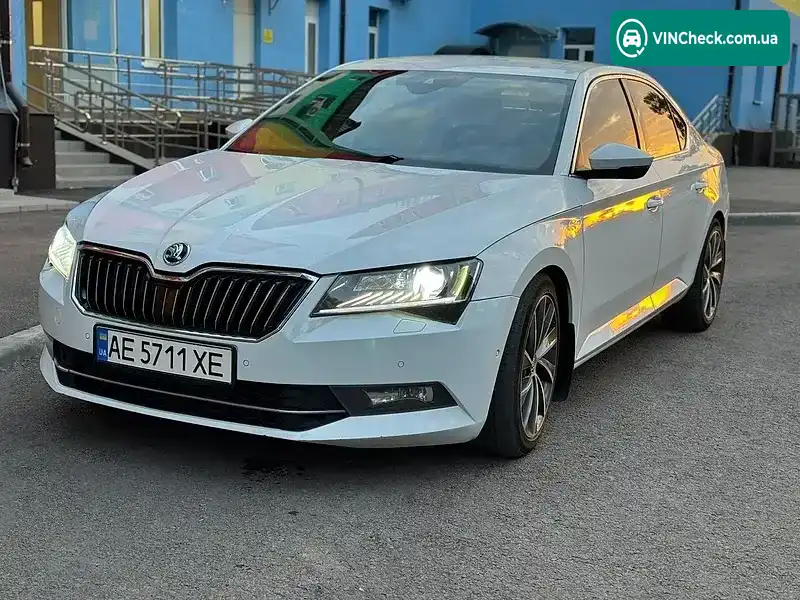 Skoda Superb 2015, фото з оголошення 2 з 16, VIN TMBAH7NP4G7042717