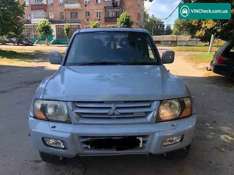 Mitsubishi Pajero 2001, фото з оголошення 1 з 6, VIN JAMLYV78W4J002344