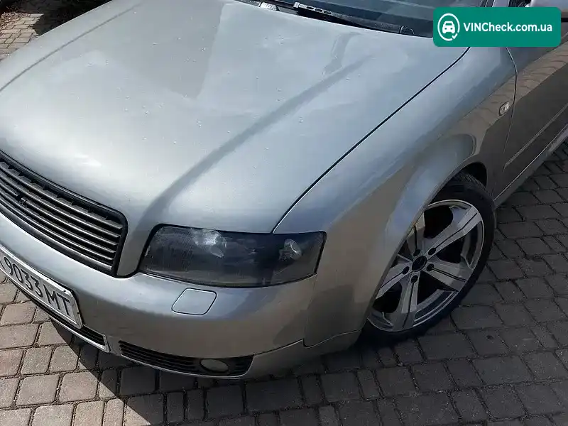 Audi A4 2003, фото з оголошення 2 з 6, VIN WAUZZZ8E23A275012