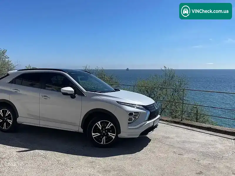 Mitsubishi Eclipse Cross 2024, фото з оголошення 2 з 21, VIN JMBXTGK1WRZ000157