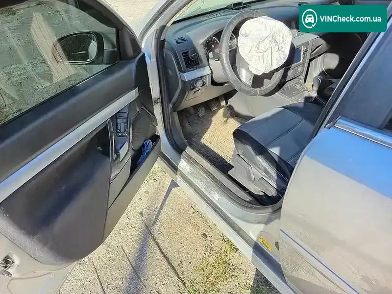 Opel Vectra 2002, фото з оголошення 1 з 14, VIN W0L0ZCF6838005276