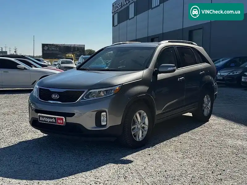 Kia Sorento 2013, фото з оголошення 2 з 20, VIN 5XYKT4A65EG428741