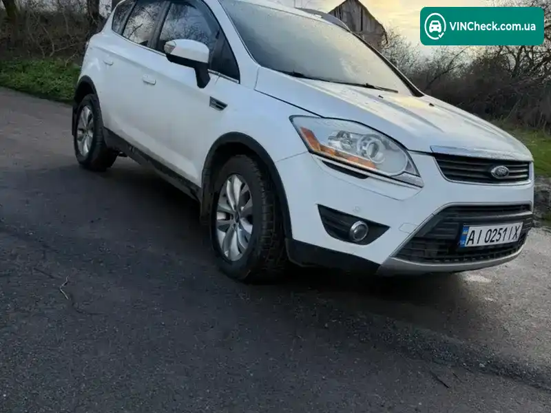 Ford Kuga 2013, фото з оголошення 2 з 12, VIN WF0RXXGCDRBU66899