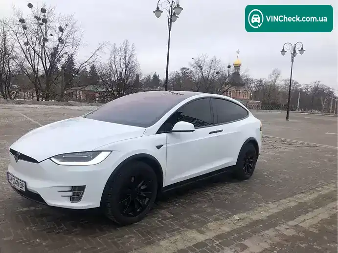 Tesla Model X 2016, фото з оголошення, VIN 5YJXCBE28GF019788