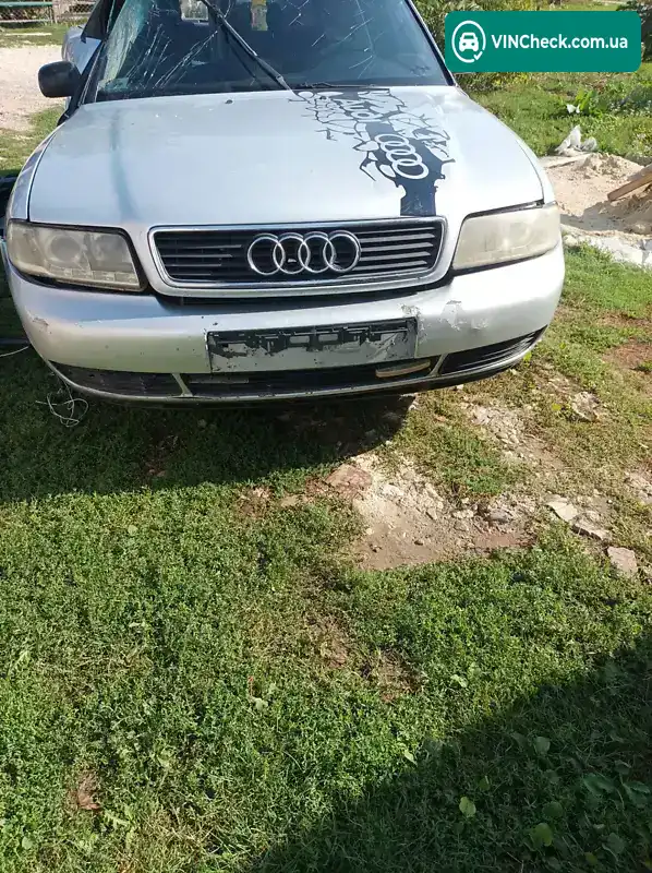 Audi A4 1996, фото з оголошення 1 з 6, VIN WAUZZZ8DZTA127953