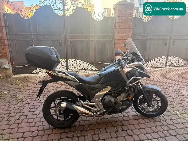 Honda NC 750X 2023, фото з оголошення 2 з 8, VIN JH2RH09B5PK105322