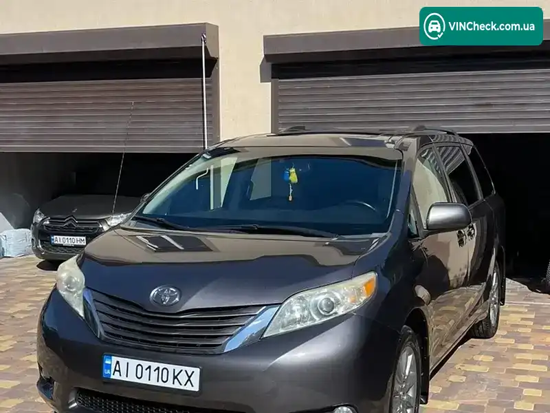 Toyota Sienna 2010, фото з оголошення 2 з 20, VIN 5TDYK3DCXBS030397