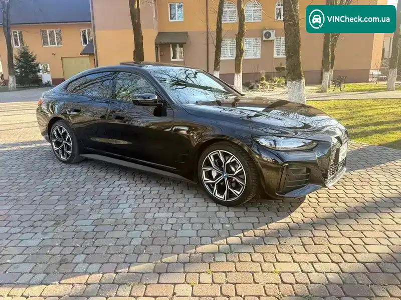 BMW i4 2022, фото з оголошення 1 з 17, VIN WBY73AW08NFN02941