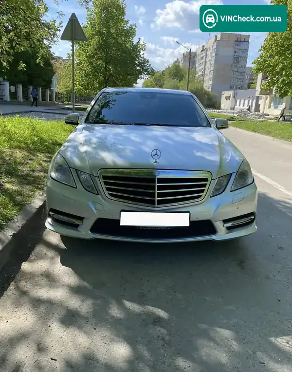 Mercedes-Benz E-Class 2011, фото з оголошення 2 з 20, VIN WDD2120031A541304