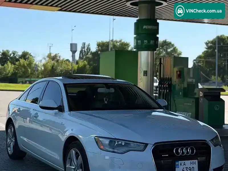 Audi A6 2011, фото з оголошення 2 з 14, VIN WAUGGAFC3CN058089