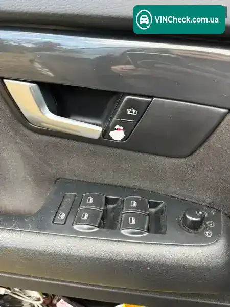Audi A4 2004, фото з оголошення 1 з 15, VIN WAUZZZ8E34A286960