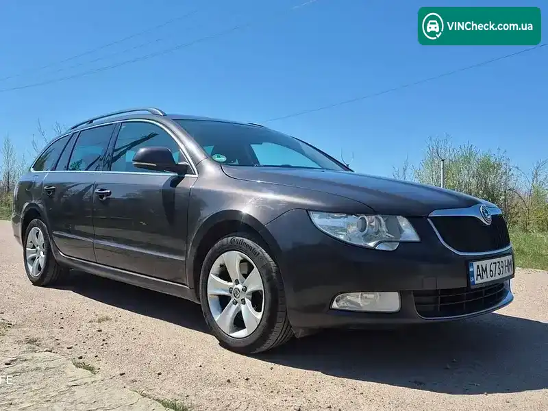 Skoda Superb 2011, фото з оголошення 1 з 21, VIN TMBJE73T1B9045435