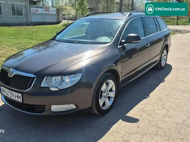 Skoda Superb 2011, фото з оголошення 2 з 21, VIN TMBJE73T1B9045435