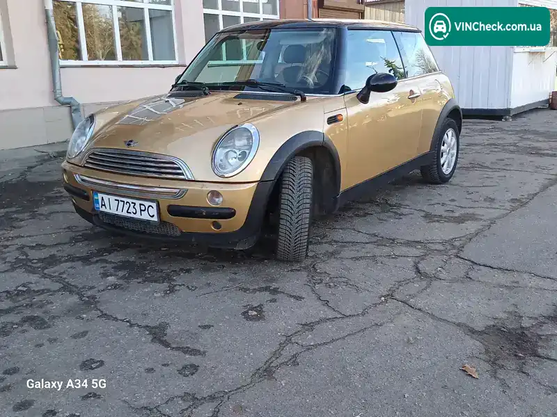MINI Hatch 2004, фото з оголошення 1 з 19, VIN WMWRC31000TB91772