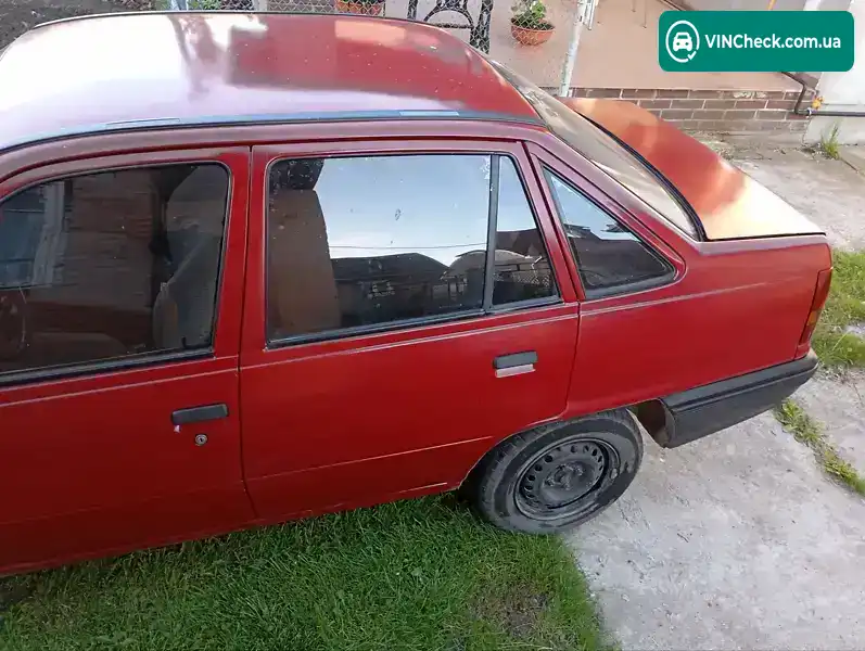Opel Kadett 1991, фото з оголошення 2 з 20, VIN W0L000039M5354947