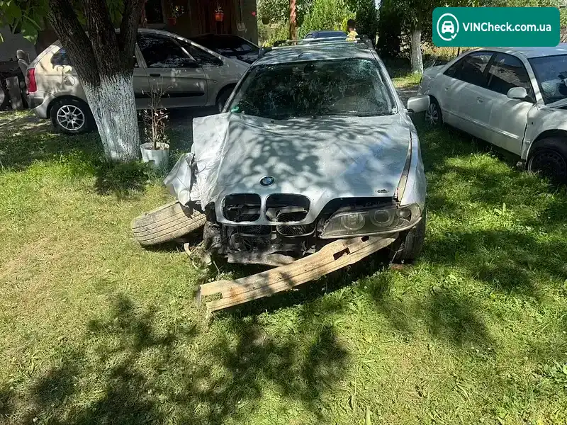 BMW 5 Series 2001, фото з оголошення 1 з 11, VIN WBADP81060GS97595