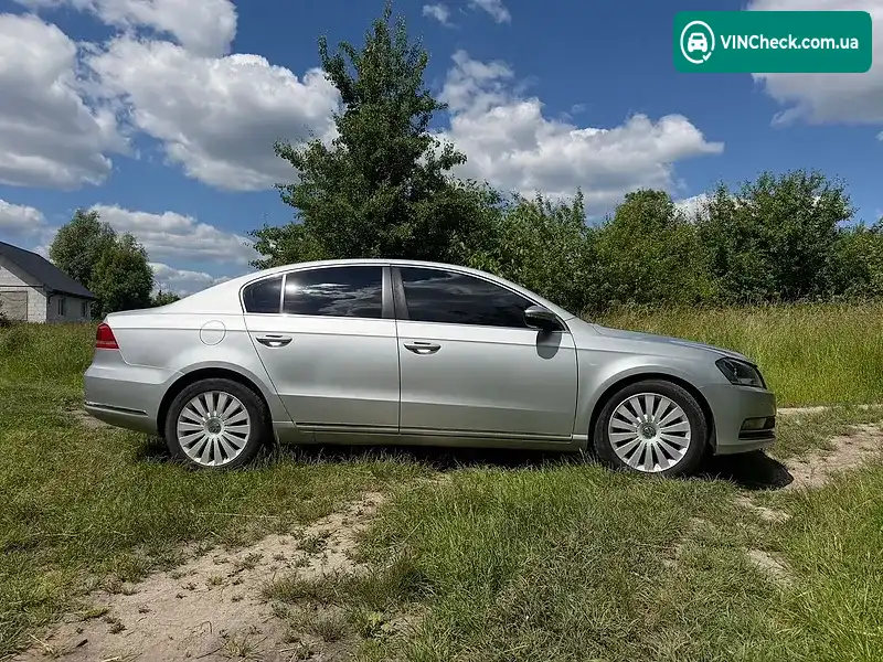 Volkswagen Passat 2014, фото з оголошення 2 з 9, VIN WVWZZZ3CZFE017423