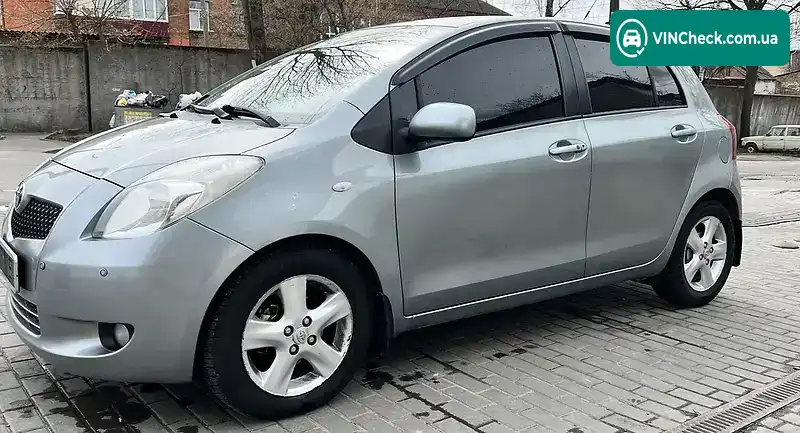 Toyota Yaris 2006, фото з оголошення 2 з 13, VIN VNKKL96350A062971