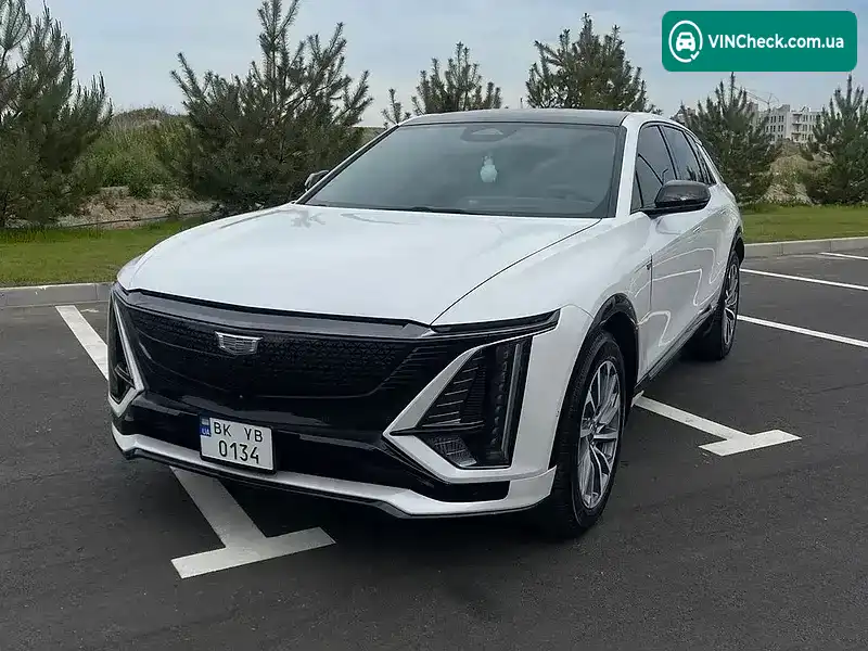 Cadillac Lyriq 2023, фото з оголошення 1 з 20, VIN 1GYKPTRL3RZ104780