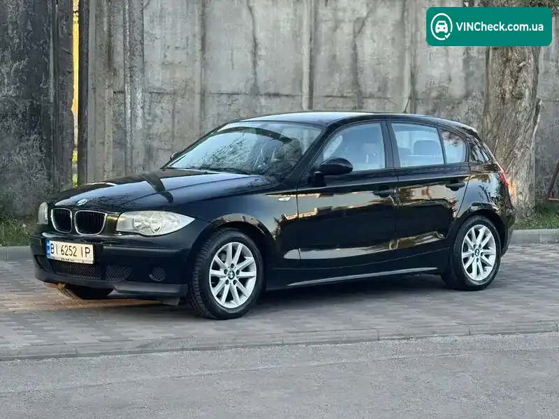 BMW 1 Series 2005, фото з оголошення 1 з 21, VIN WBAUF11030PT65247