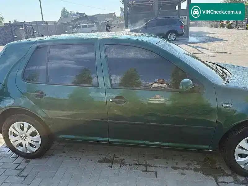 Volkswagen Golf 2000, фото з оголошення 2 з 13, VIN WVWZZZ1JZ1B015882