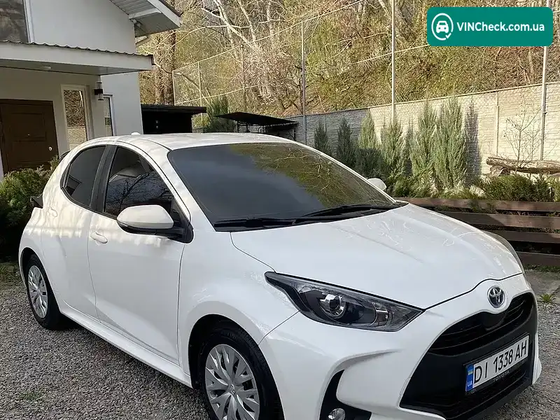Toyota Yaris 2022, фото з оголошення 2 з 21, VIN YARKBAC3800061901
