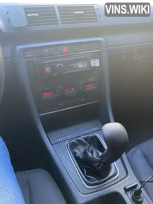 Audi A4 2002, фото з оголошення 2 з 8, VIN WAUZZZ8E83A159457
