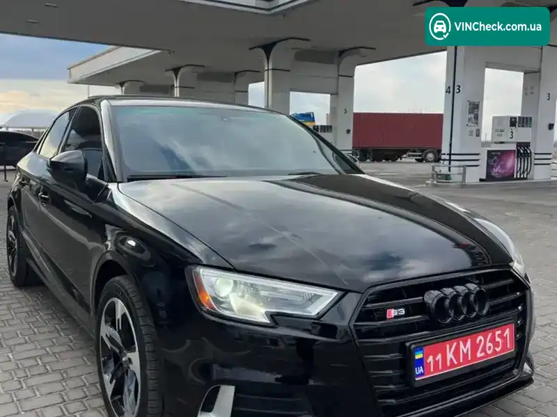 Audi A3 2018, фото з оголошення 2 з 21, VIN WAUAUGFF2J1083064