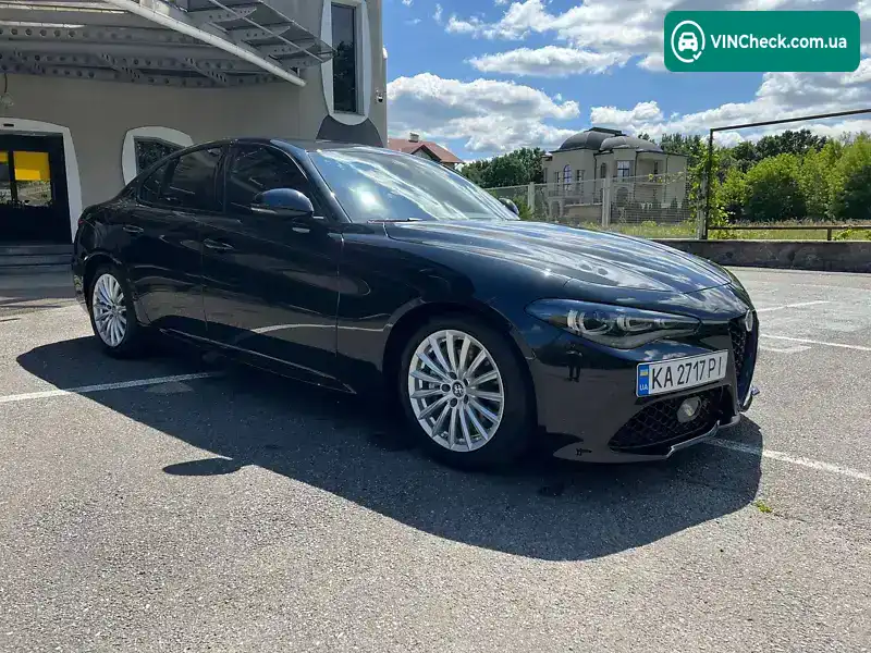 Alfa Romeo Giulia 2022, фото з оголошення 2 з 21, VIN ZARFANAN2N7660172