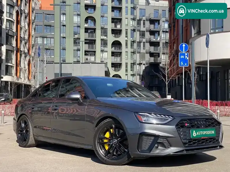Audi A4 2020, фото з оголошення 1 з 21, VIN WAUENAF42LA059912