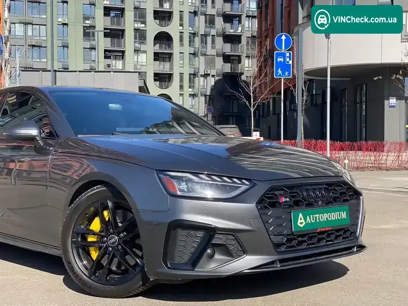Audi A4 2020, фото з оголошення 2 з 21, VIN WAUENAF42LA059912