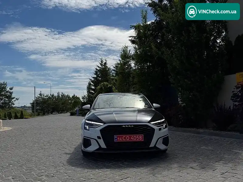 Audi A3 2021, фото з оголошення 2 з 9, VIN WAUBUDGYXNA024000