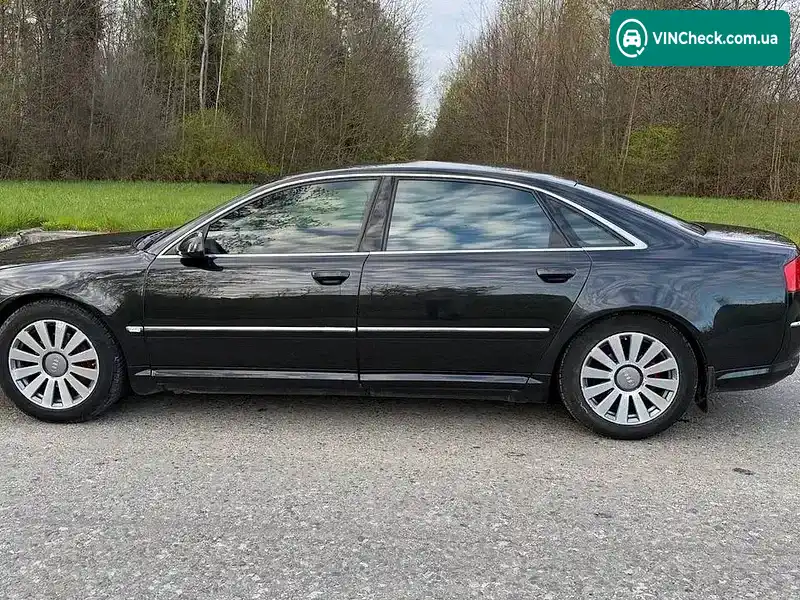 Audi A8 2004, фото з оголошення 2 з 15, VIN WAUZZZ4E95N006717