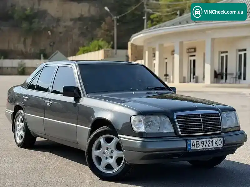 Mercedes-Benz E-Class 1994, фото з оголошення 2 з 20, VIN WDB1240221C111358