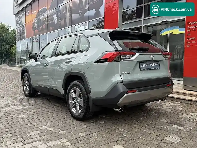 Toyota RAV4 2023, фото з оголошення 2 з 20, VIN JTMW43FV00D171505