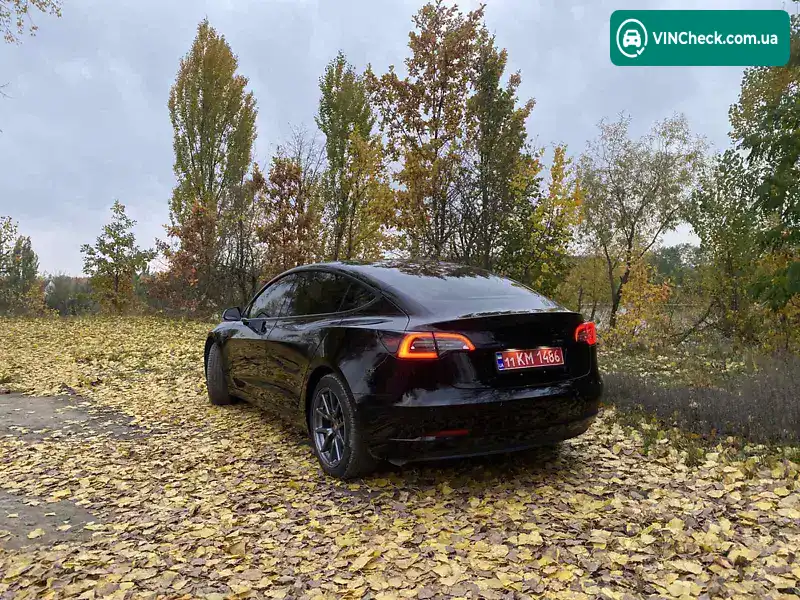 Tesla Model 3 2018, фото з оголошення 2 з 14, VIN 5YJ3E1EA6JF156357