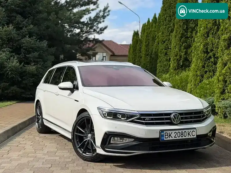 Volkswagen Passat 2019, фото з оголошення 1 з 20, VIN WVWZZZ3CZLE018643