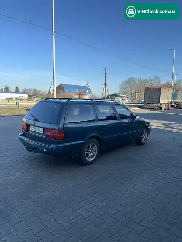 Volkswagen Passat 1994, фото з оголошення 2 з 12, VIN WVWZZZ3AZRE181646