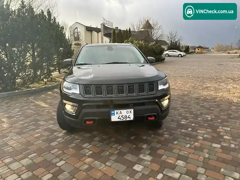 Jeep Compass 2019, фото з оголошення 2 з 18, VIN 3C4NJDDB8LT148099
