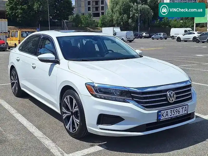 Volkswagen Passat 2021, фото з оголошення 1 з 21, VIN 1VWSA7A39NC001481